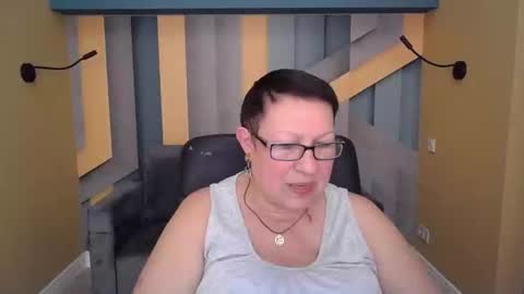 Snapshot of barbaraturners chatting on November 2025 10:33:02 PM barbaraturners online show from November 2025 10:33:02 PM