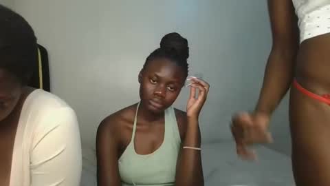 queen online show from September 2025 01:20:02 AM