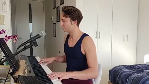 BareBritPianist online show from November 2025 05:41:01 AM