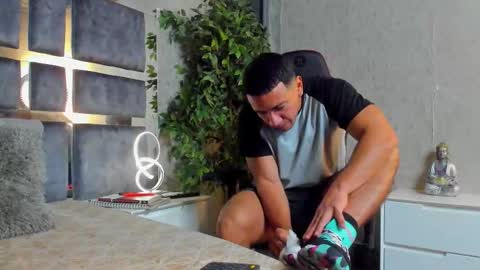 Snapshot of bastian_franco01 chatting on October 2025 02:59:02 PM Bastian Independent Model online show from October 2025 02:59:02 PM