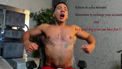 Bastian Independent Model online show from October 2025 01:18:01 PM