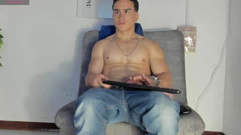 Snapshot of battista_turner chatting on May 2026 10:26:02 PM battista online show from May 2026 10:26:02 PM