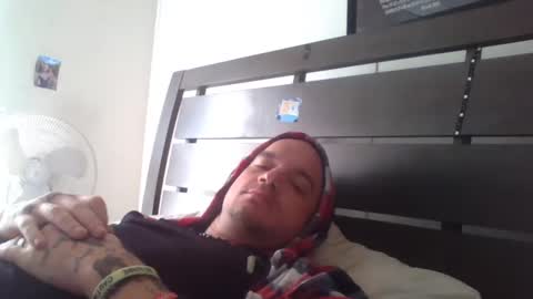 Snapshot of battlewolfxx chatting on December 2024 05:26:02 PM battlewolfxx online show from December 2024 05:26:02 PM