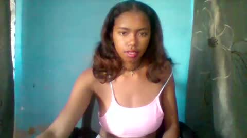 Snapshot of bautty_good chatting on May 2026 04:52:01 AM BELLAH online show from May 2026 04:52:01 AM