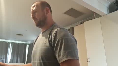 bazooka76 online show from February 2025 11:11:02 PM