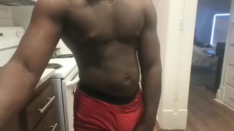 bballer_2002 online show from November 2025 01:15:01 AM