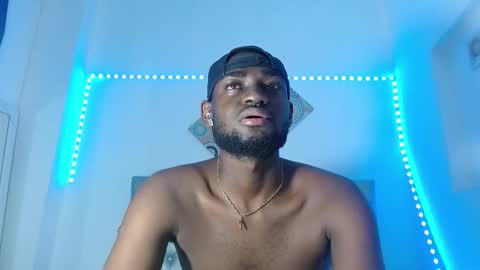 Andrew  online show from November 2025 06:46:01 AM