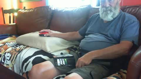 Snapshot of bbwlvr16 chatting on September 2025 07:46:02 PM bbwlvr16 online show from September 2025 07:46:02 PM