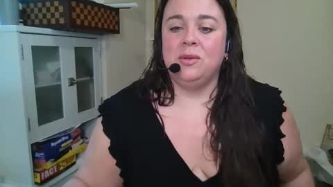 Snapshot of bbwsophiecooks chatting on May 2026 02:24:01 PM Sophie BBW online show from May 2026 02:24:01 PM