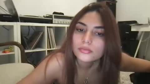 bbypiamia online show from October 2025 12:38:02 AM