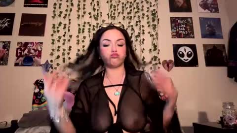 Snapshot of bbyslugggg chatting on February 2025 04:10:01 AM bbyslugggg online show from February 2025 04:10:01 AM