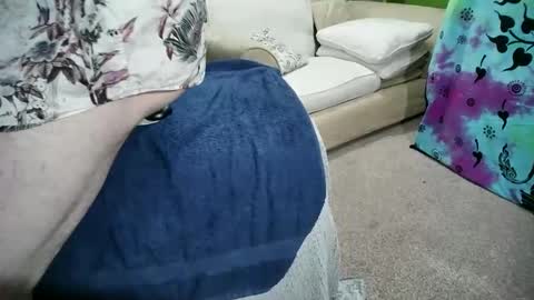 Snapshot of be4your_desire chatting on April 2026 11:54:02 PM mikiforfun online show from April 2026 11:54:02 PM