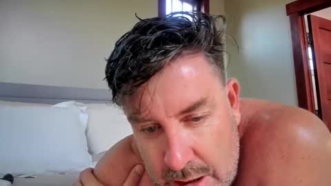 Snapshot of beachboypirate chatting on October 2025 11:10:02 PM beachboypirate online show from October 2025 11:10:02 PM
