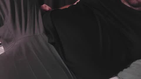 bear_man_oi online show from December 2024 08:41:01 AM