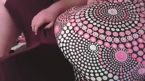 bear_man_oi online show from December 2024 03:37:01 PM