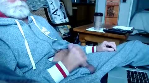 beardbushy online show from December 2024 03:15:01 PM