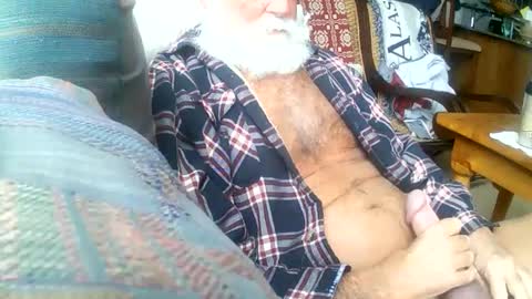 beardbushy online show from February 2025 04:10:01 PM