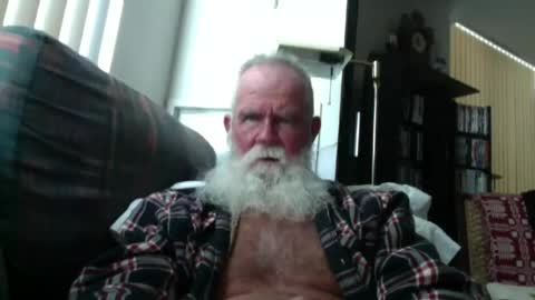 Snapshot of beardbushy chatting on July 2026 04:20:01 PM beardbushy online show from July 2026 04:20:01 PM