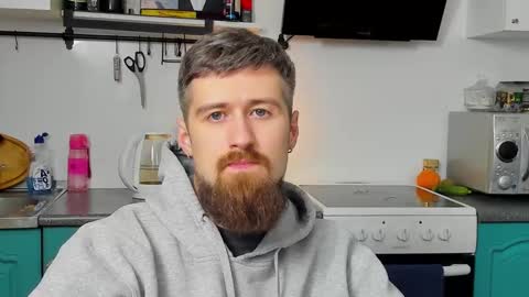 Zeus online show from November 2025 12:25:01 AM