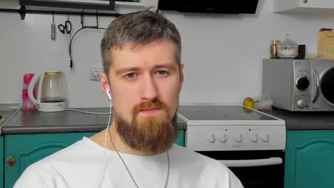 Zeus online show from December 2025 11:01:02 PM