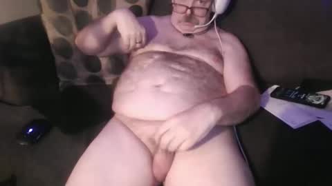 Pig Bear online show from March 2026 11:35:01 PM