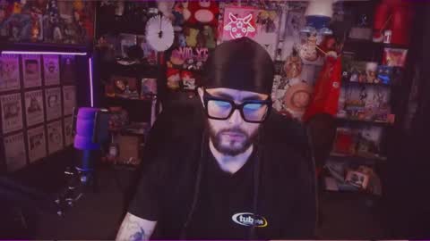 Snapshot of beastbxy chatting on September 2025 11:37:01 PM beast bxy online show from September 2025 11:37:01 PM