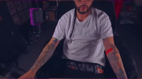 Snapshot of beastbxy chatting on September 2025 06:13:01 AM beast bxy online show from September 2025 06:13:01 AM