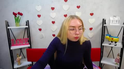 BeatriceFlyy online show from December 2024 04:09:01 PM