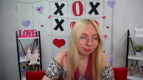 BeatriceFlyy online show from September 2025 12:16:02 PM