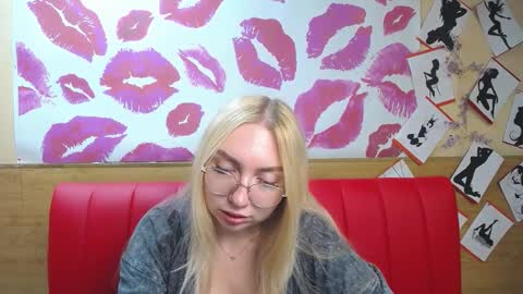 BeatriceFlyy online show from September 2025 02:08:02 PM