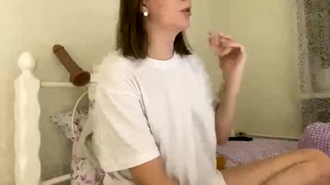 Snapshot of beatricetender chatting on November 2025 08:08:02 PM BeatriceTender online show from November 2025 08:08:02 PM