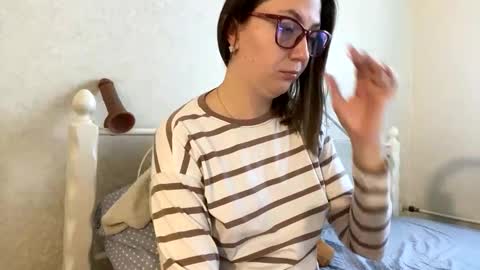 Snapshot of beatricetender chatting on December 2025 10:02:01 AM BeatriceTender online show from December 2025 10:02:01 AM