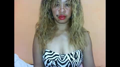 Snapshot of beaute_choco chatting on January 2025 03:25:01 PM Eva online show from January 2025 03:25:01 PM