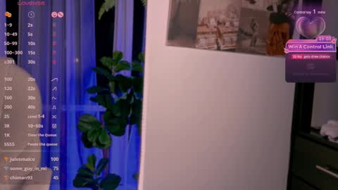 Chleo online show from February 2025 05:26:01 AM