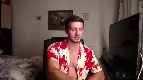 Snapshot of beauty_hard_beast chatting on September 2025 02:46:01 AM Mia and Jake online show from September 2025 02:46:01 AM