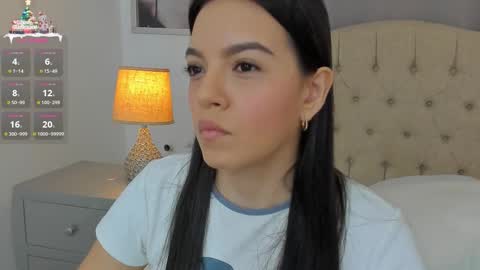 Snapshot of beautyari_ chatting on December 2025 12:32:01 PM Ariana Reyes online show from December 2025 12:32:01 PM