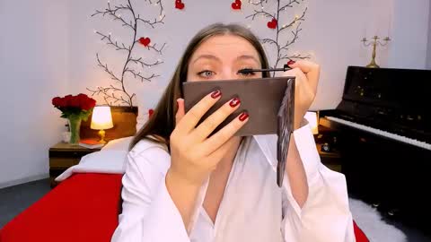 Snapshot of beautyfrominside chatting on October 2025 01:14:01 PM Gloria online show from October 2025 01:14:01 PM