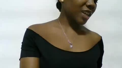 Snapshot of beavenue chatting on November 2025 09:07:02 AM beavenue online show from November 2025 09:07:02 AM