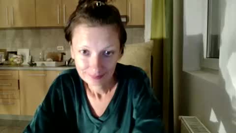 Raluca online show from September 2025 05:40:02 PM