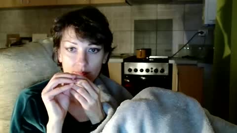 Raluca online show from October 2025 07:02:02 PM