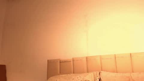 Snapshot of bebe_sua chatting on November 2025 09:58:01 PM Jennifer online show from November 2025 09:58:01 PM