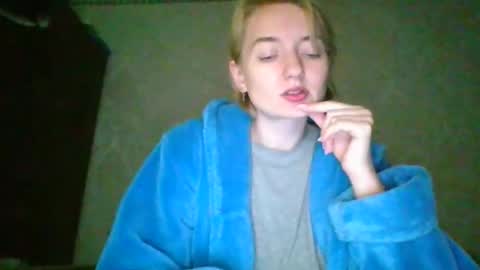BeckiXJewelqw online show from April 2026 10:53:02 AM