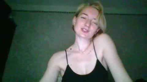 BeckiXJewelqw online show from May 2026 11:50:01 AM