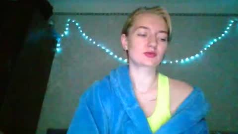BeckiXJewelqw online show from May 2026 08:56:01 AM