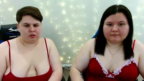 Snapshot of beckyandellen chatting on June 2026 09:04:01 AM BeckyAndEllen online show from June 2026 09:04:01 AM