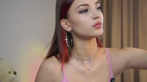 Melissa online show from October 2025 01:09:02 PM