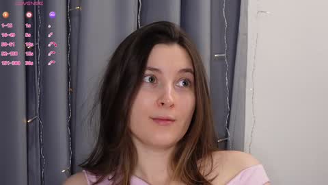 Snapshot of beckymartens chatting on October 2025 12:55:01 AM BeckyMartens come join me on while im offline here online show from October 2025 12:55:01 AM