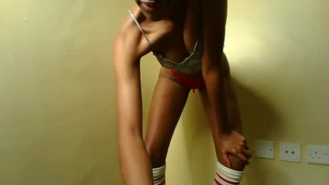 bee01hive online show from November 2025 11:59:02 PM