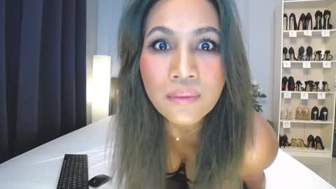 Snapshot of beebeethai chatting on October 2025 02:01:02 AM Bee if you ever see the girl who can take 12 inch all the way inside the ass try me online show from October 2025 02:01:02 AM