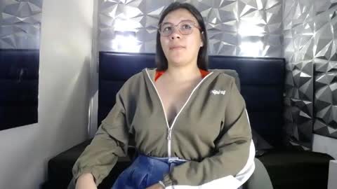 Snapshot of belen_green chatting on April 2026 11:16:01 AM Belen online show from April 2026 11:16:01 AM